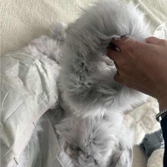 Luxurious Faux Fur head hat piece in Light Gray - Picture 2 of 4